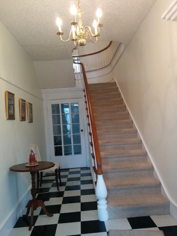 Fairmont House Bed & Breakfast Mahone Bay Exterior photo