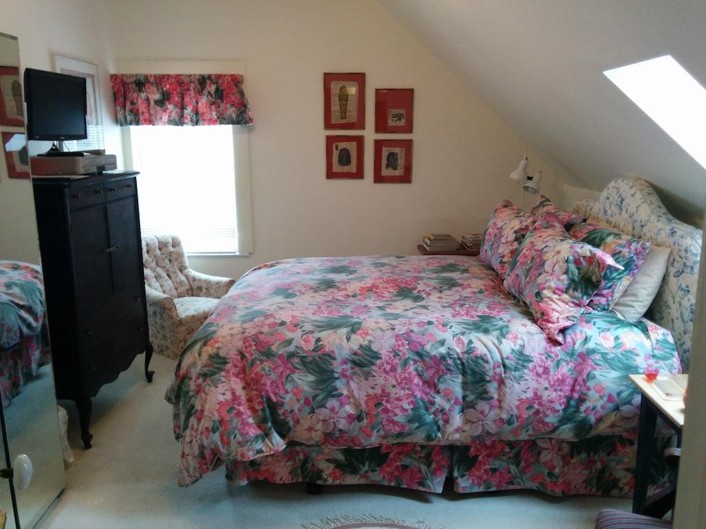 Fairmont House Bed & Breakfast Mahone Bay Room photo