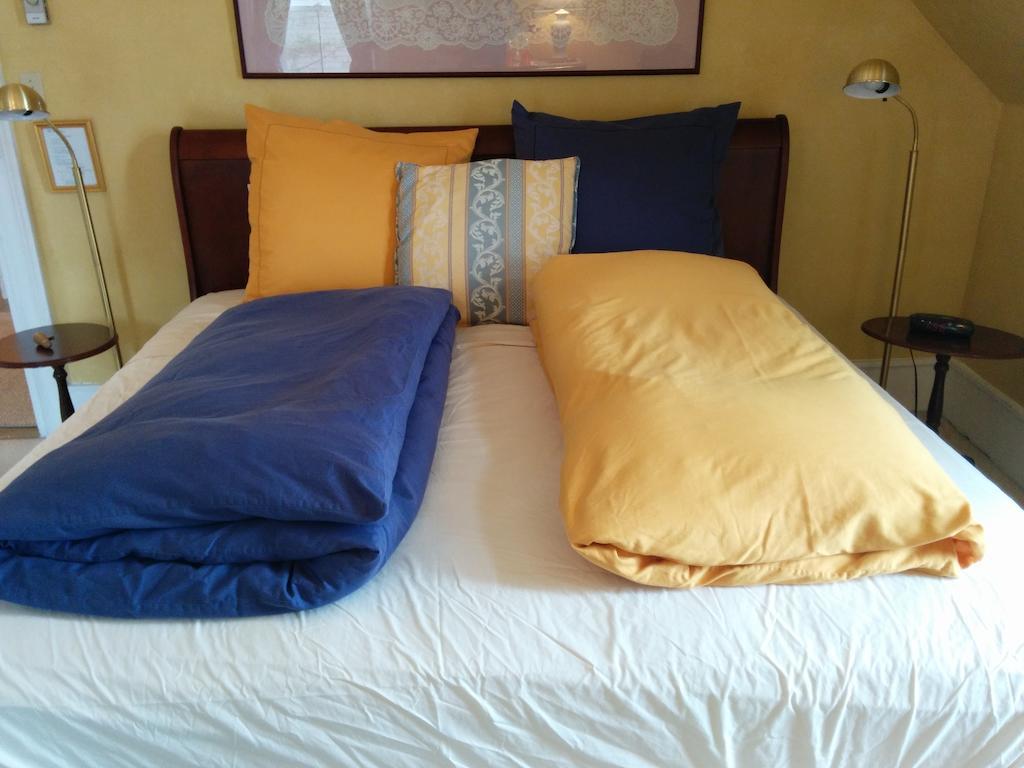 Fairmont House Bed & Breakfast Mahone Bay Room photo